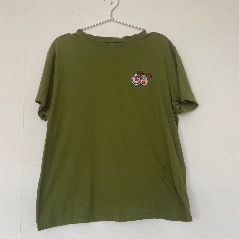 Wallace and Gromit red nose Green T-Shirt with Embroidered Patch